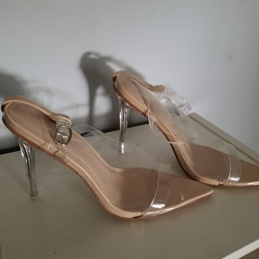 Clear pumps/sandals - Picture 3 of 4